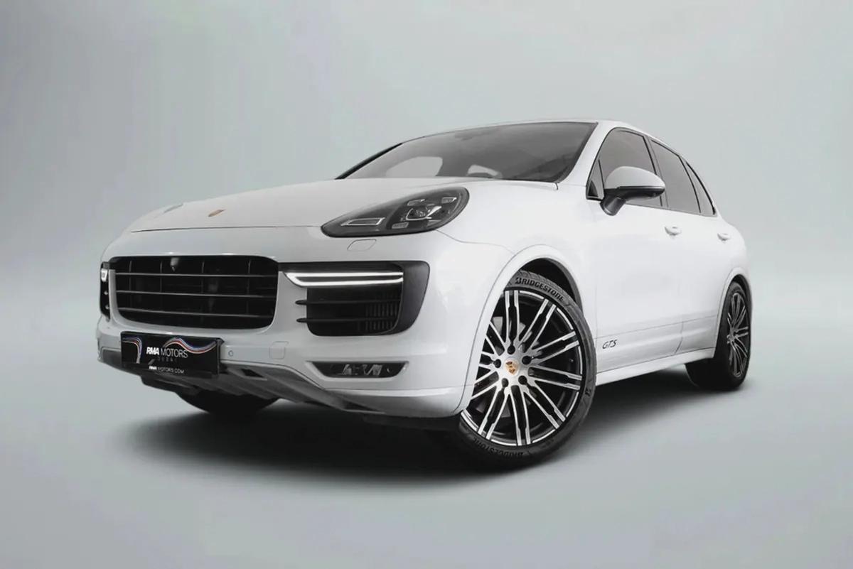 3,858 AED / 36 months | 0% DP | 2017 Porsche Cayenne GTS / Full Service History-4-4