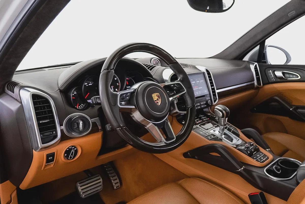 3,858 AED / 36 months | 0% DP | 2017 Porsche Cayenne GTS / Full Service History-6-6