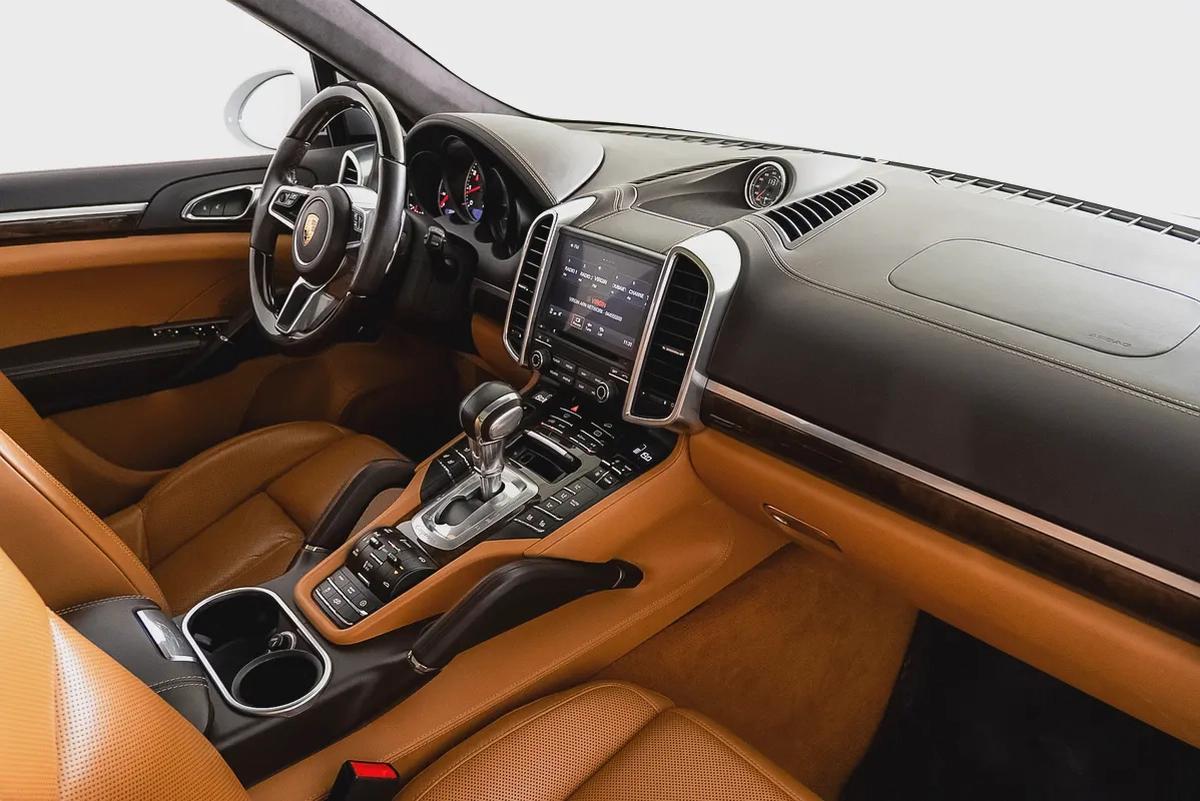 3,858 AED / 36 months | 0% DP | 2017 Porsche Cayenne GTS / Full Service History-10-10