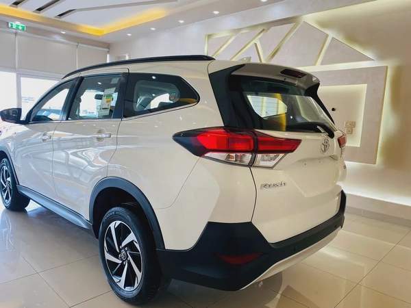 للبيع تويوتا راش موديل 2023 مواصفات خليجية