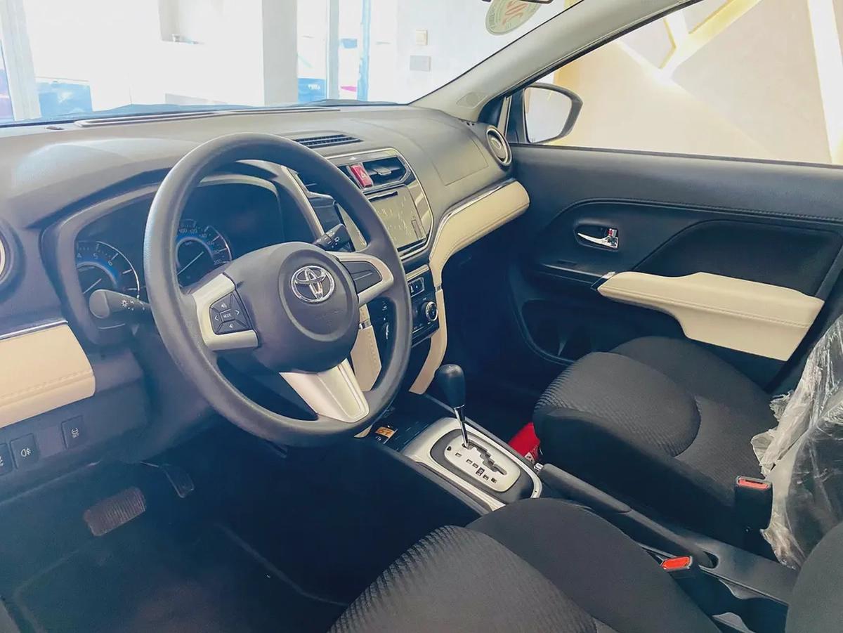 للبيع تويوتا راش موديل 2023 مواصفات خليجية-8-8