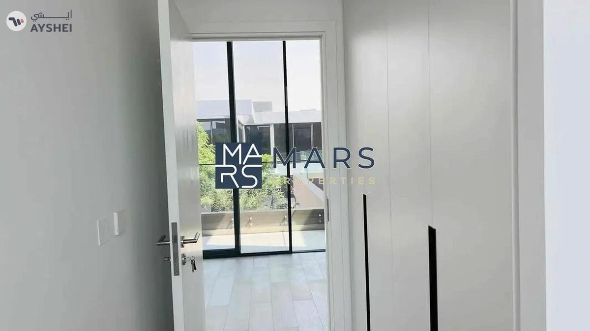 Brand New Stand Alone Villa in Lavish Community-13-13