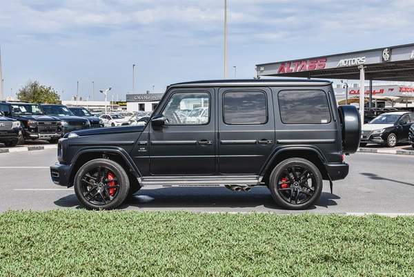 2021 - BENZ G63 AMG - SUPER CLEAN - LIKE NEW - ONLY 52,000 KM