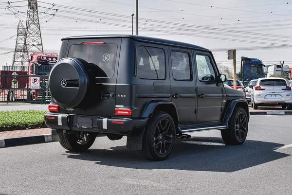 2021 - BENZ G63 AMG - SUPER CLEAN - LIKE NEW - ONLY 52,000 KM