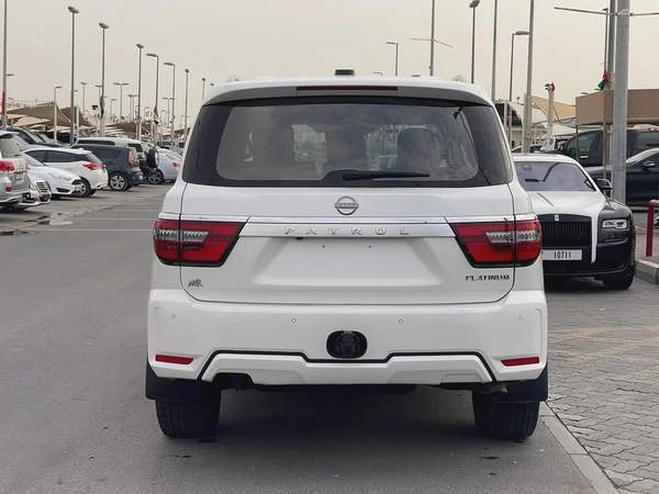 Nissan Patrol LE Platinum 2022 - GCC Specs - Excellent Condition