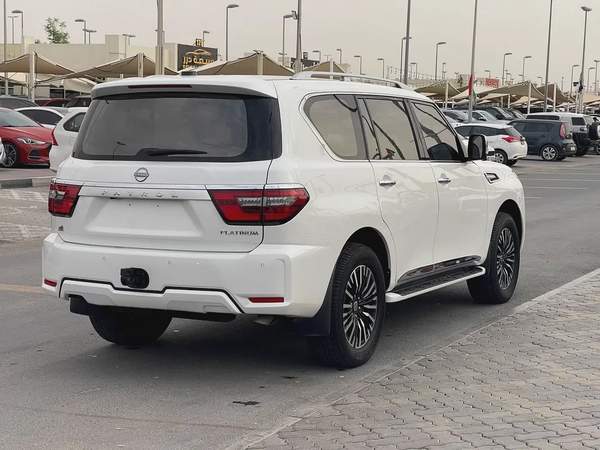 Nissan Patrol LE Platinum 2022 - GCC Specs - Excellent Condition
