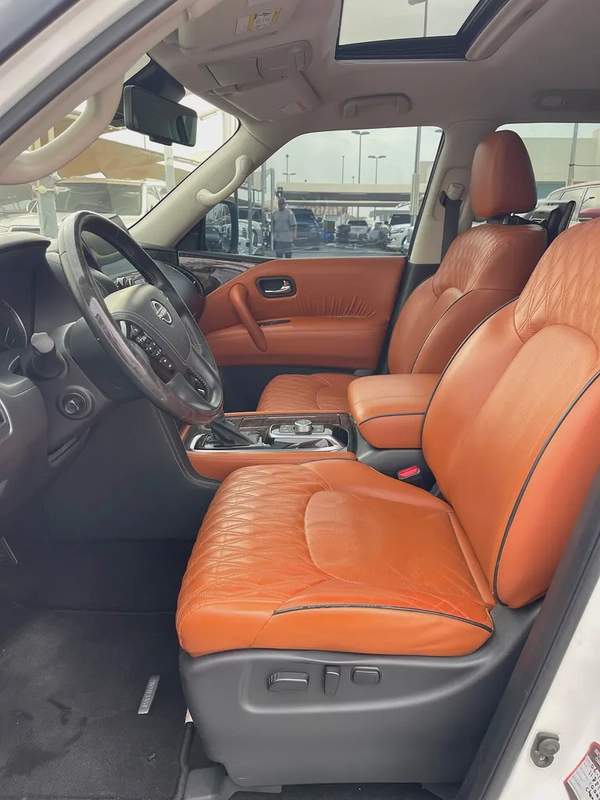Nissan Patrol LE Platinum 2022 - GCC Specs - Excellent Condition