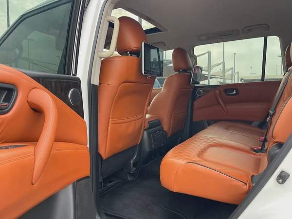 Nissan Patrol LE Platinum 2022 - GCC Specs - Excellent Condition