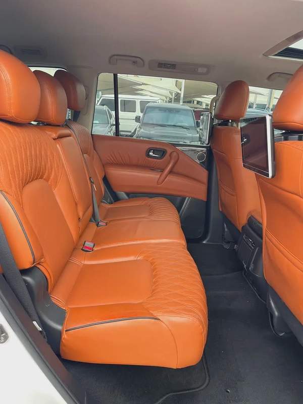 Nissan Patrol LE Platinum 2022 - GCC Specs - Excellent Condition