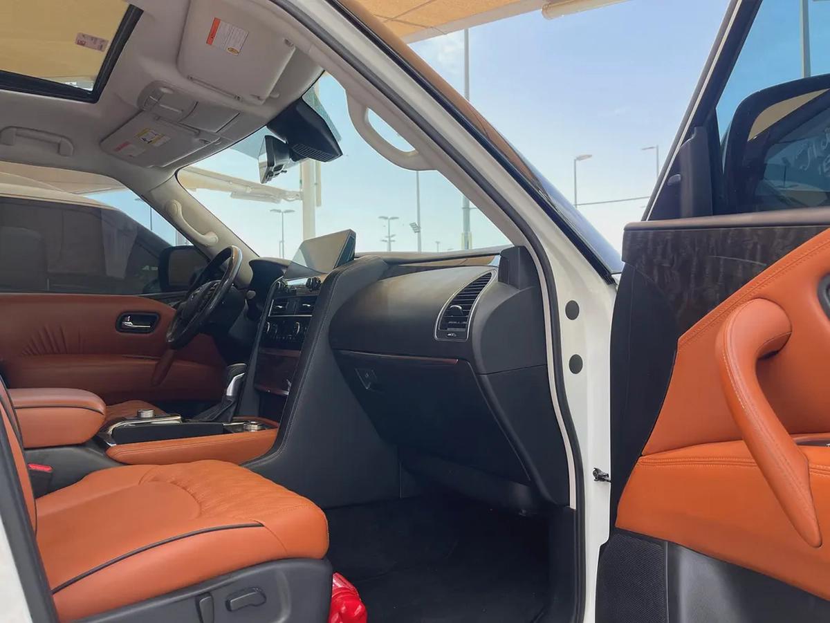 Nissan Patrol LE Platinum 2022 - GCC Specs - Excellent Condition-15-15