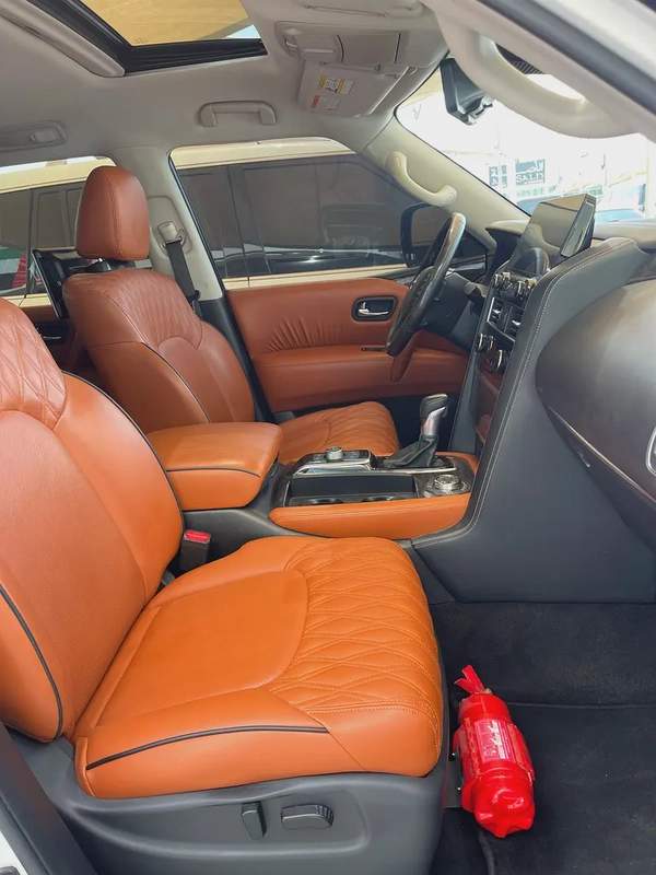 Nissan Patrol LE Platinum 2022 - GCC Specs - Excellent Condition