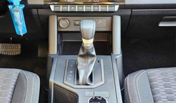 Mitsubishi L200 Mitsubishi L200 Sportero 2.4L diesel MY2025 FOR export only