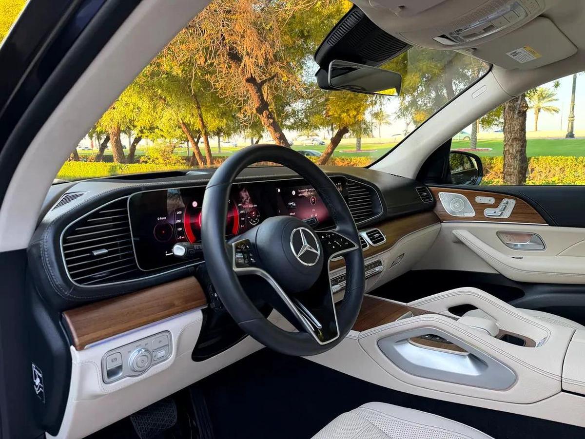 Mercedes Benz GLE 350 VERY GOOD CONDITION UNDER WARRANTY-9-9