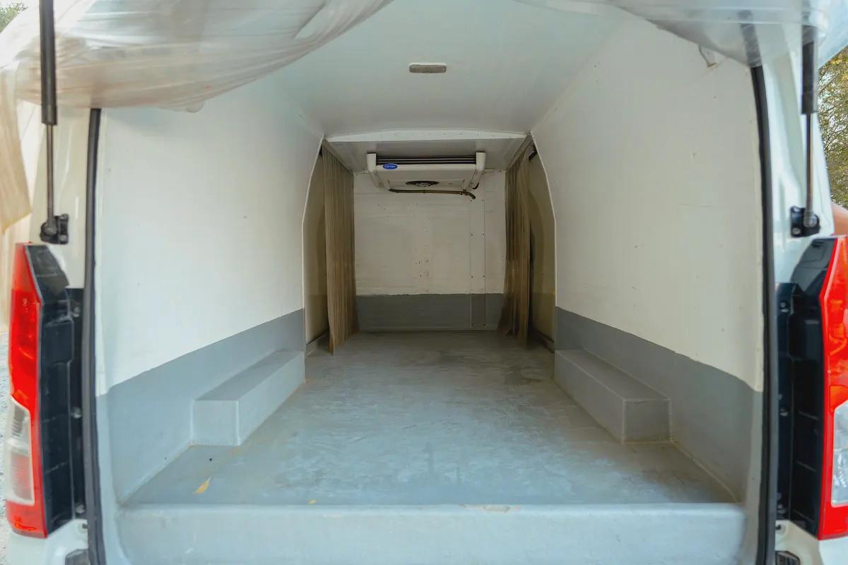 High Roof | Manual | Chiller Van | GCC Specs | Ref#T02941-6-6