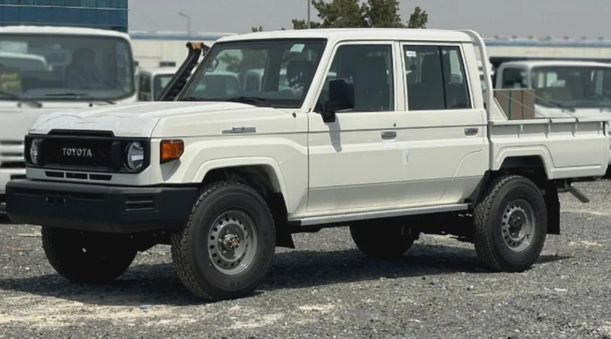 LC 79 /Petrol /Manual/ 4,0L /Diff-lock / DC MT-0-0