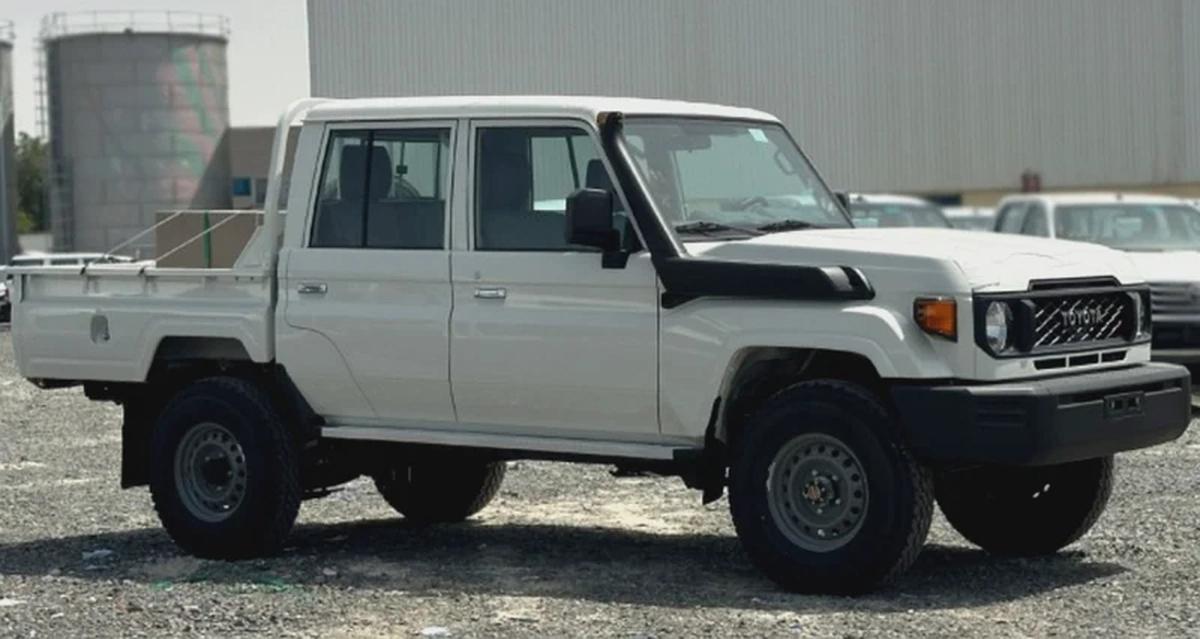 LC 79 /Petrol /Manual/ 4,0L /Diff-lock / DC MT-2-2