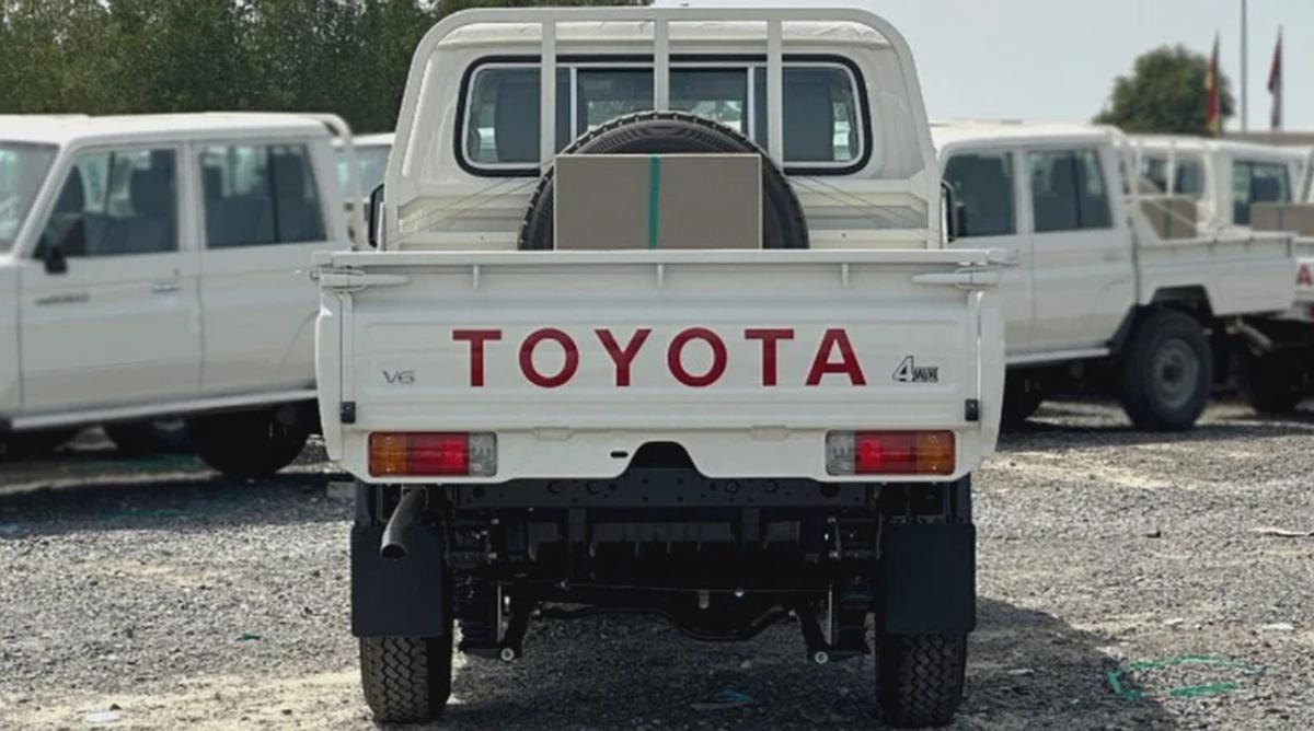 LC 79 /Petrol /Manual/ 4,0L /Diff-lock / DC MT-5-5