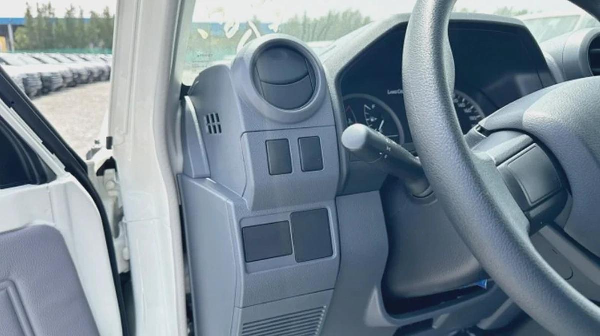 LC 79 /Petrol /Manual/ 4,0L /Diff-lock / DC MT-8-8