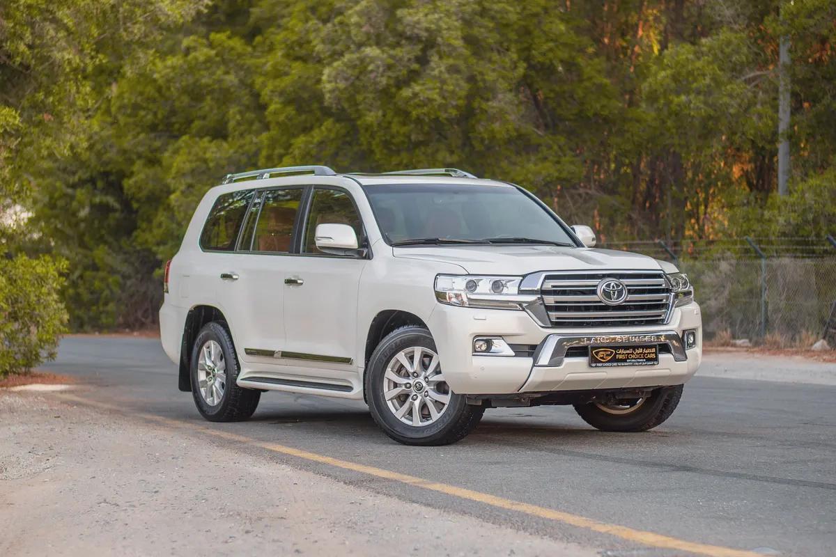 Land Cruiser | GXR 5.7L | GCC Specs | REF#T20409-1-1
