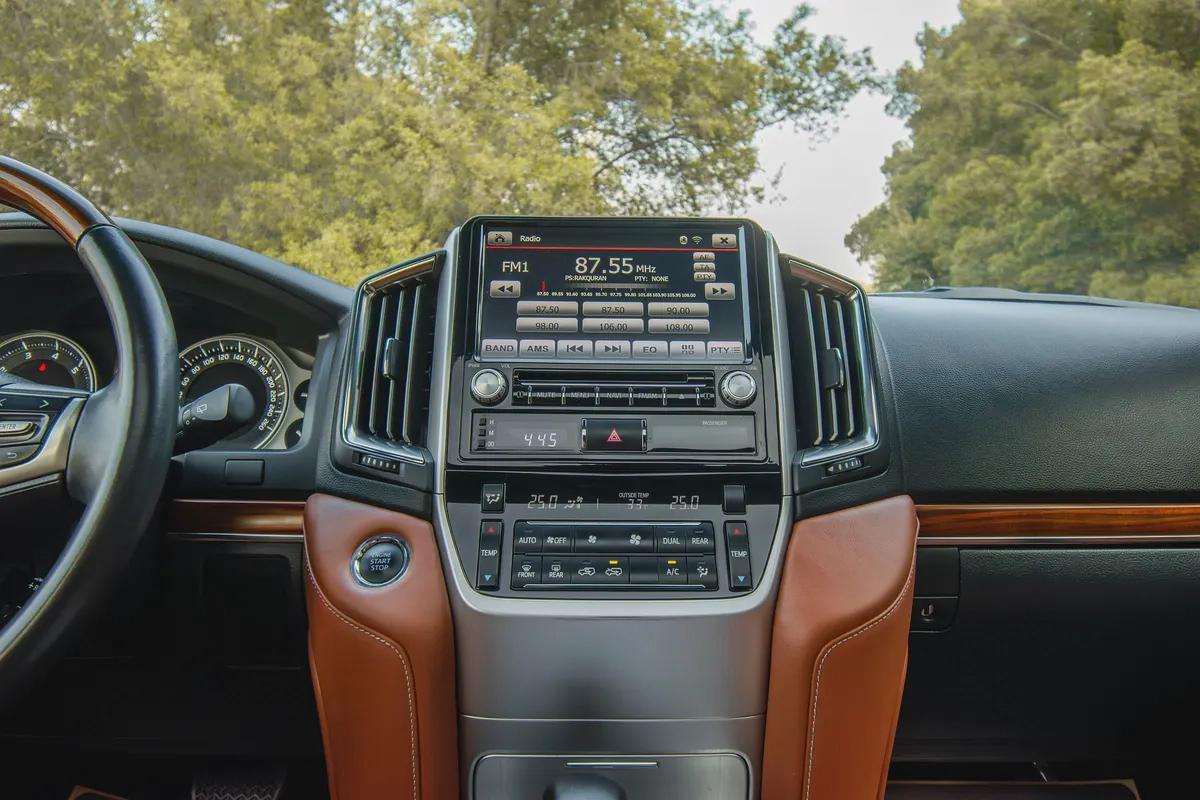 Land Cruiser | GXR 5.7L | GCC Specs | REF#T20409-16-16