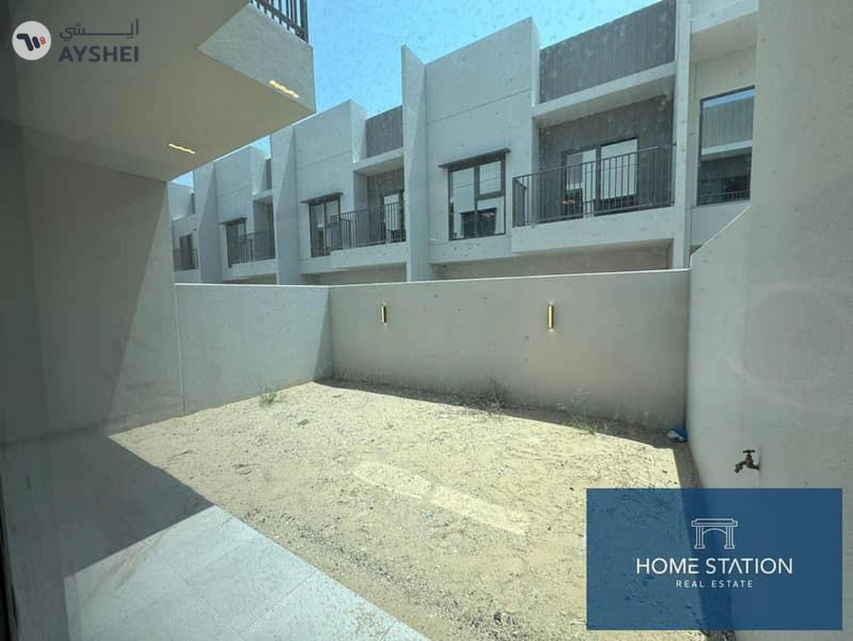 MAG Eye Townhouses, MAG City, District 7, Mohammed Bin Rashid City, Dubai-4-4