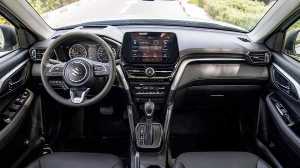 Suzuki Grand Vitara GLX 1.5P AT MY2024 – SILVER