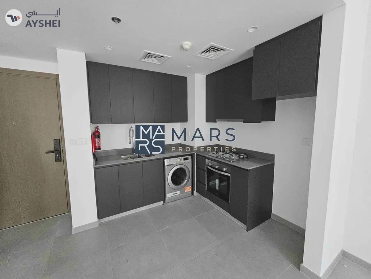 Luxury Brand New 1bhk apartment in Tiraz building-11-11