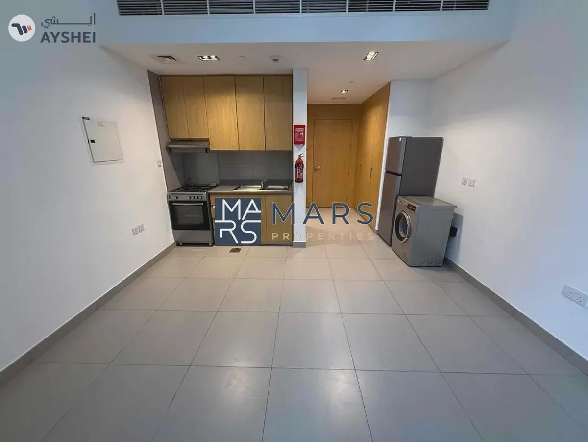 Hot Offer | High floor | Unfurnished |-3-3