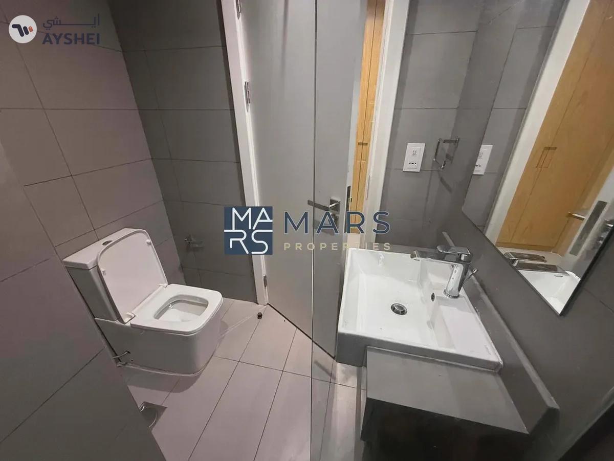 Hot Offer | High floor | Unfurnished |-7-7