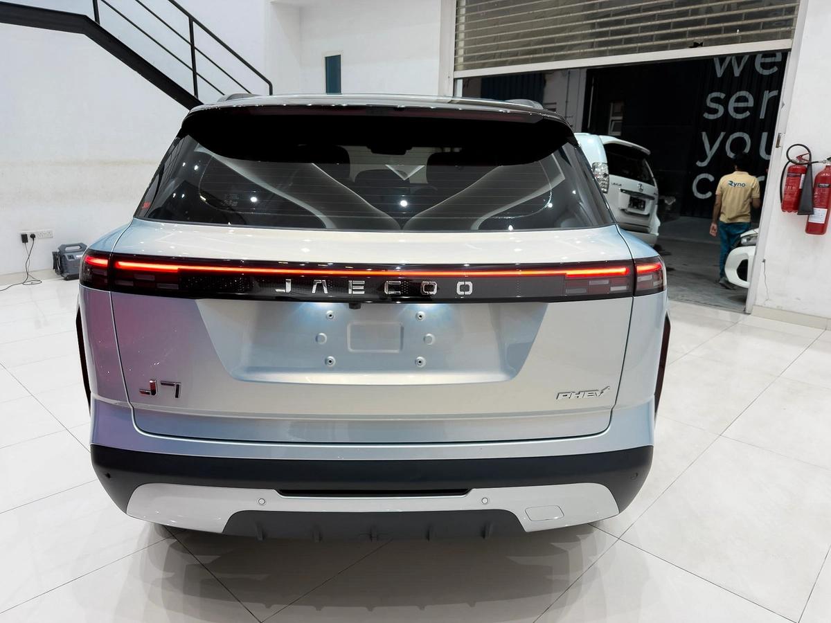AED 1,300 // 20%DP // 2026 JAECOO J7 SHS PHEV Smart 1.6T V4-4-4
