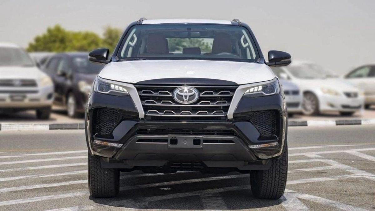 Toyota Fortuner TOYOTA FORTUNER 2.7L PETROL V4 4WD 7SET 2026-1-1