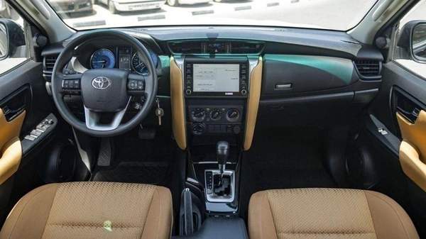 Toyota Fortuner TOYOTA FORTUNER 2.7L PETROL V4 4WD 7SET 2026