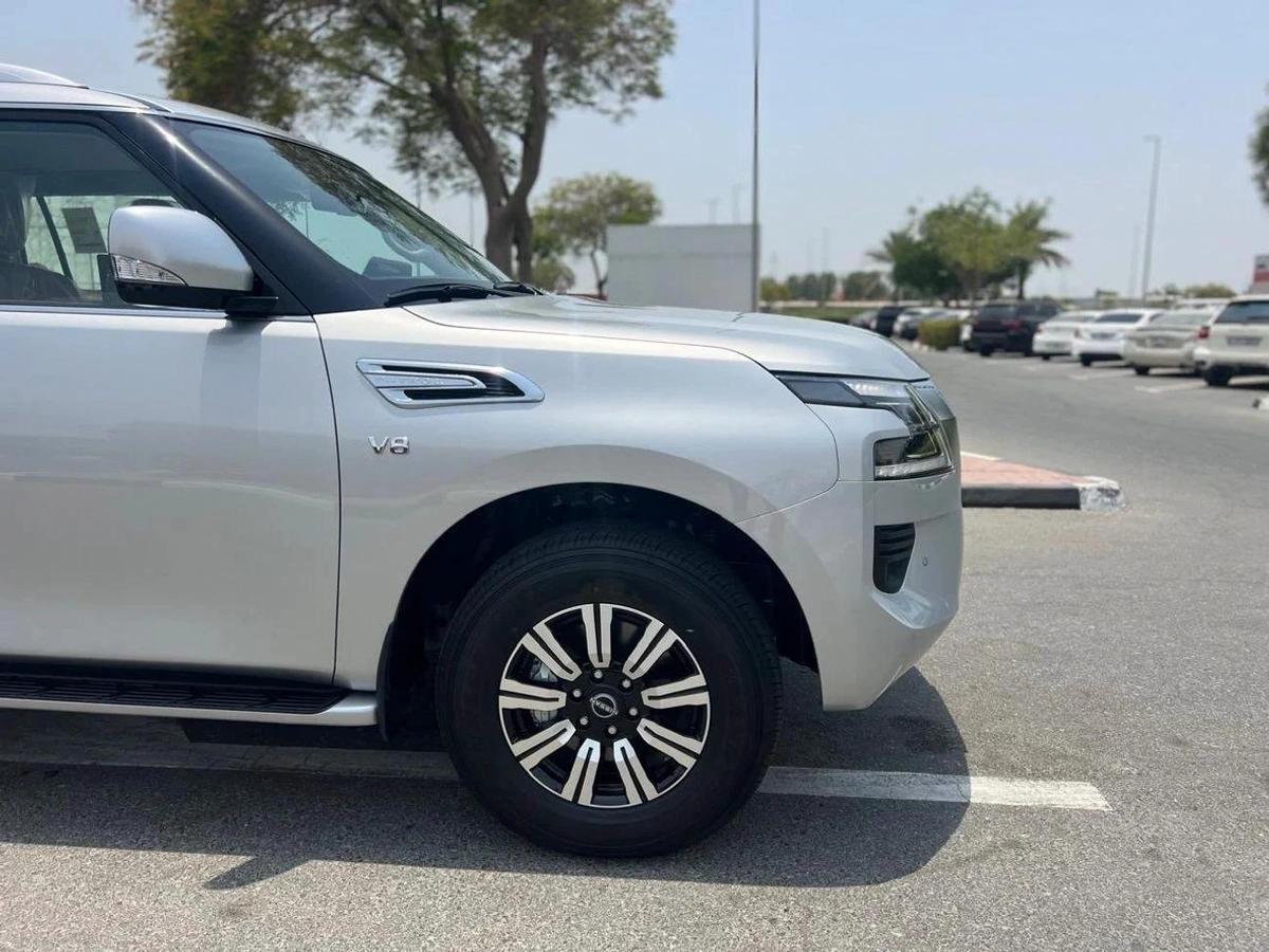 Nissan Patrol LE T2 5.6L-4-4