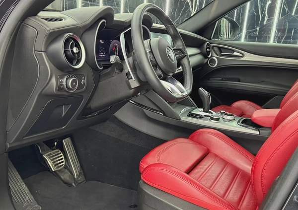 Alfa Romeo Stelvio 2024 GCC specs for 179,000.00 AED