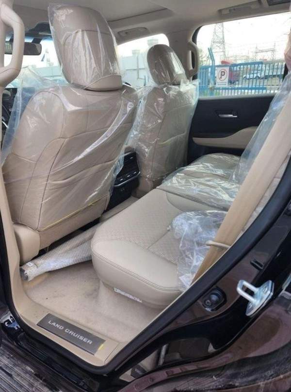 Toyota Land Cruiser TOYOTA LAND CRUISER VX