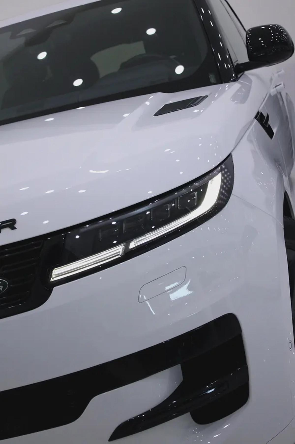 RANGE ROVER SPORT DYNAMIC V6 P400-16-16