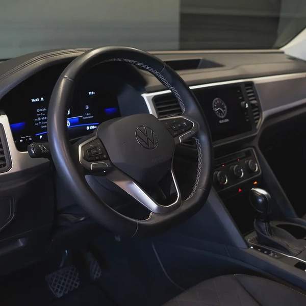 AED 1,532 p.m • 0% Downpayment • Volkswagen Teramont • 1 Year Warranty