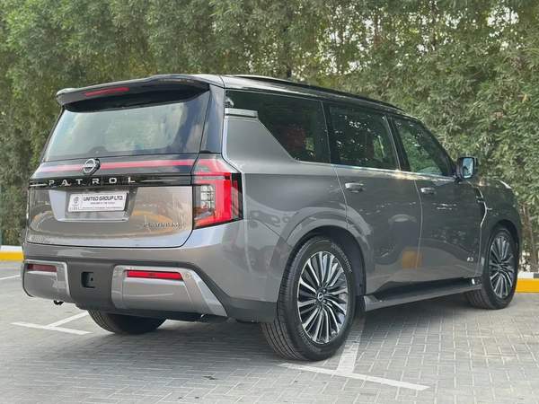 NISSAN 3.5TT V6 PLATINUM FULL OPTION - GCC