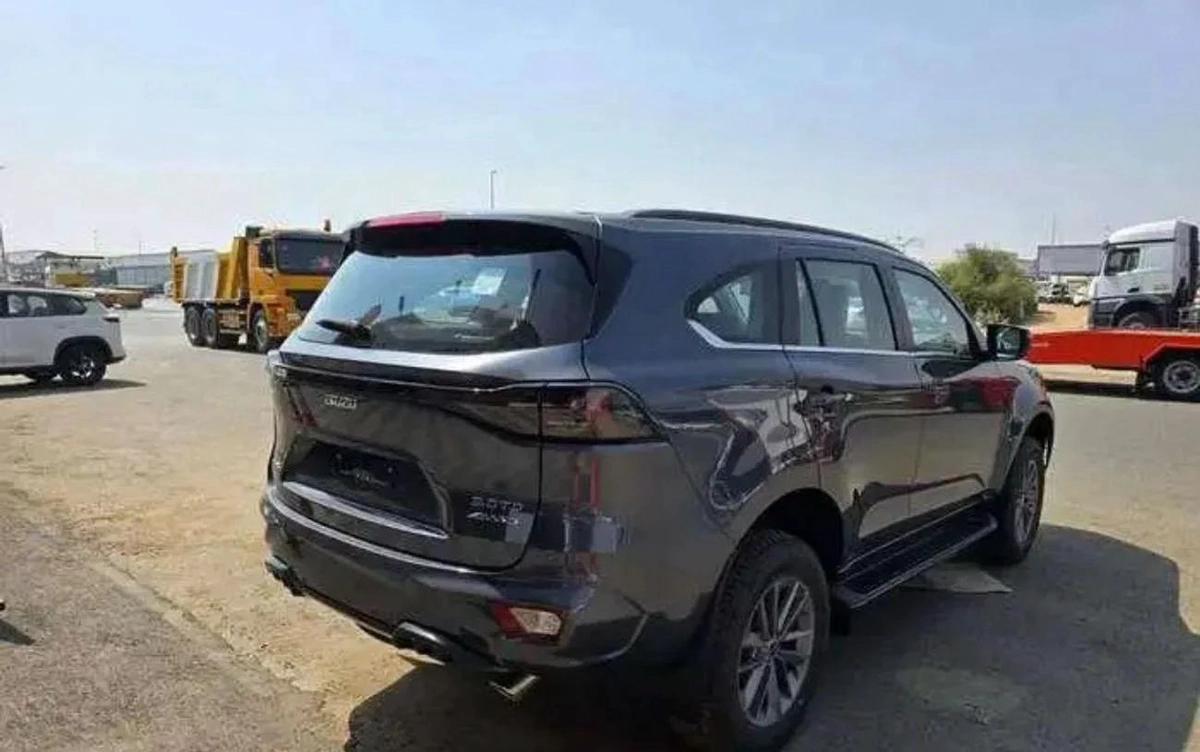 Isuzu MU X NEW ISUZU MU-X 3.0L Turbo Diesel — Full Option | Grey-5-5