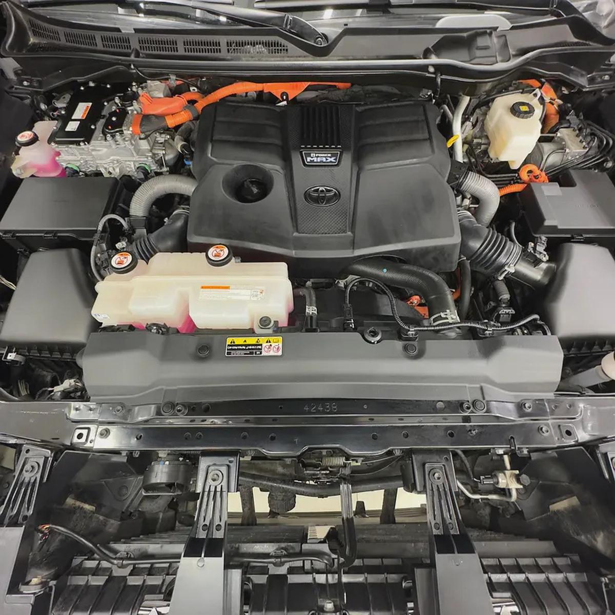 2024 Toyota Sequoia Capstone hybrid-17-17