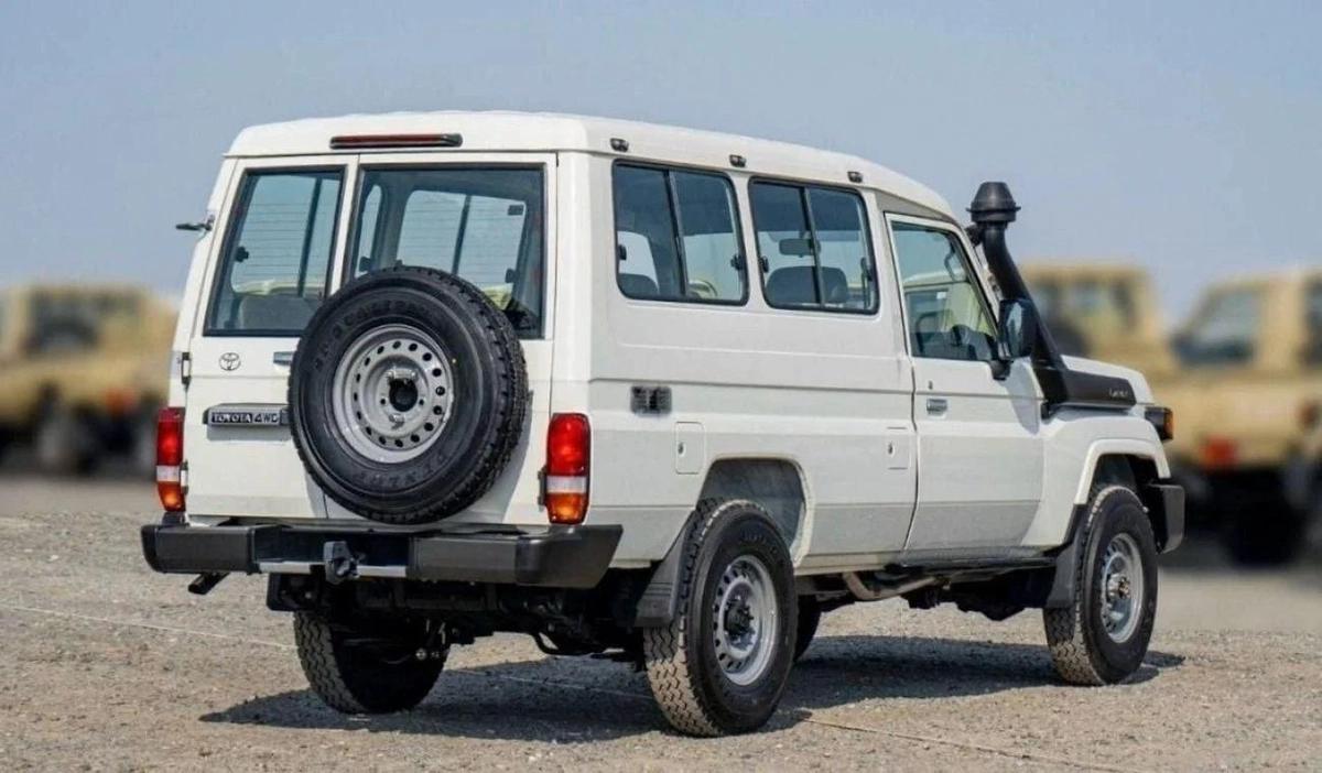Toyota Land Cruiser 70 LC78 Hard Top 4.2D MT 3DOORS MY2025 – WHITE-7-7