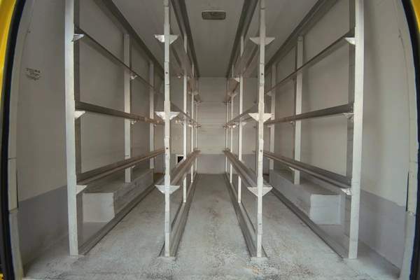 High Roof | Manual | Freezer Van | GCC Specs | Ref#T03514
