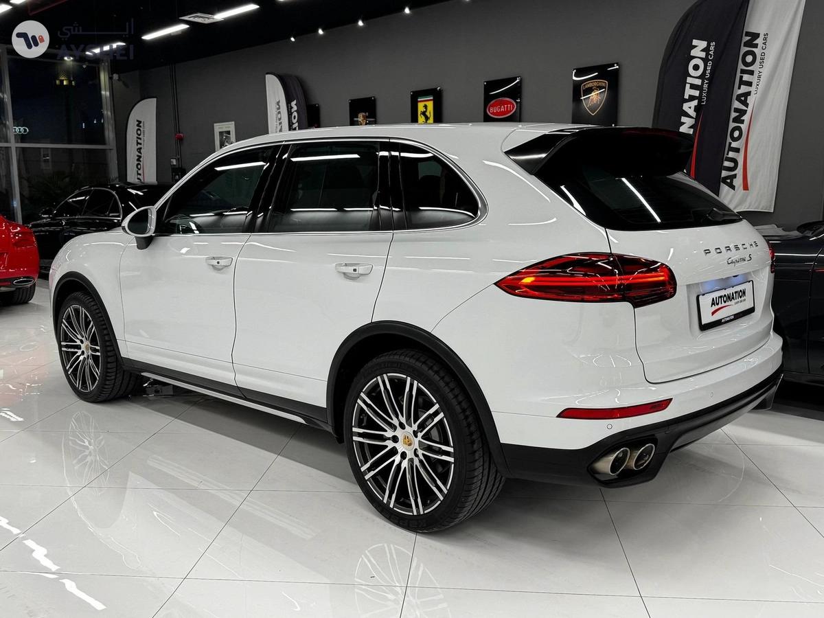 Porsche Cayenne S 2015-3-3