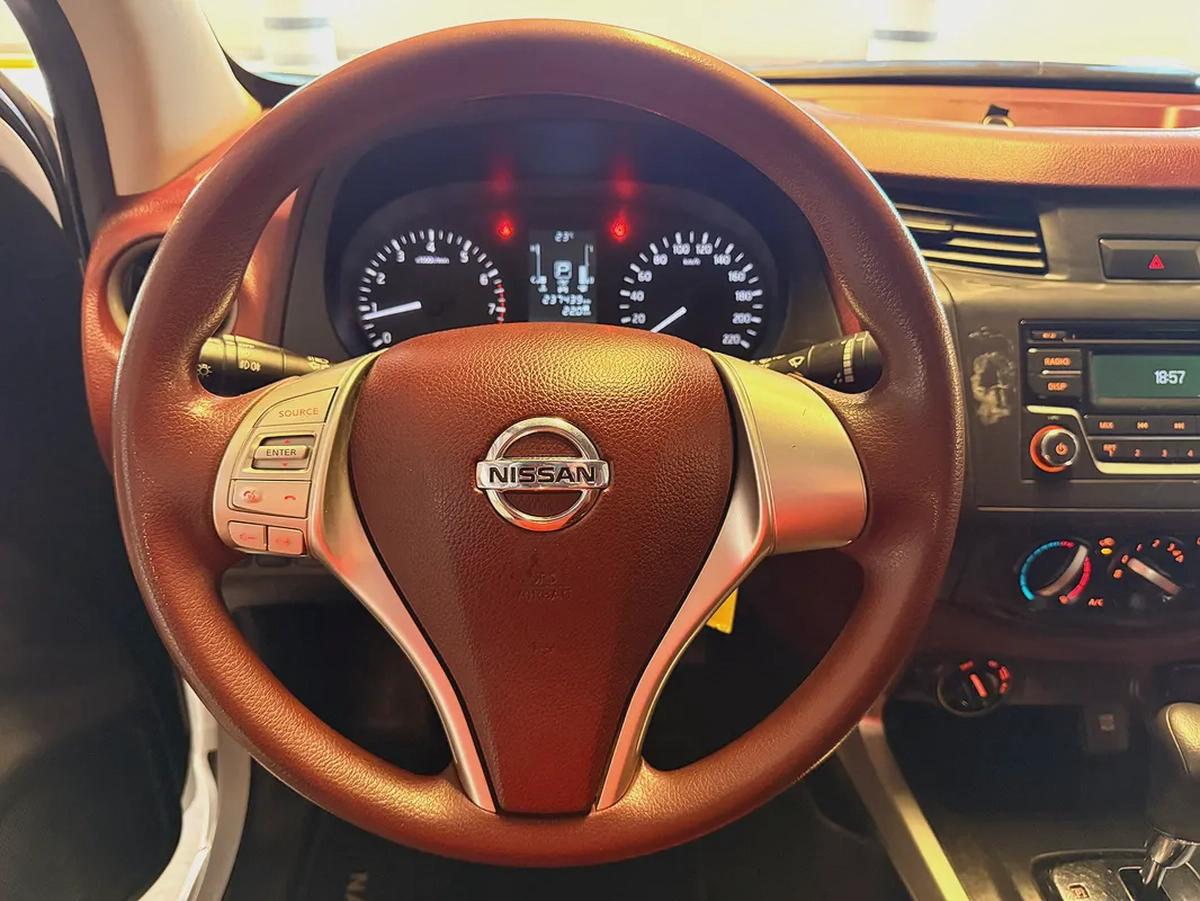 Nissan Navara SE 4x4 Double Cabin Automatic 2022 Model GCC Specs With Service History-14-14