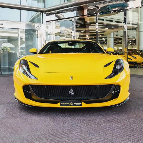 2022 FERRARI 812 GTS( FULL CARBON BODY) DONE ONLY 3000KM