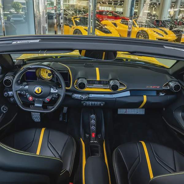 2022 FERRARI 812 GTS( FULL CARBON BODY) DONE ONLY 3000KM