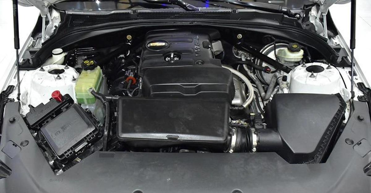Cadillac ATS ( 2015 Model ) in White Color GCC Specs-4-4