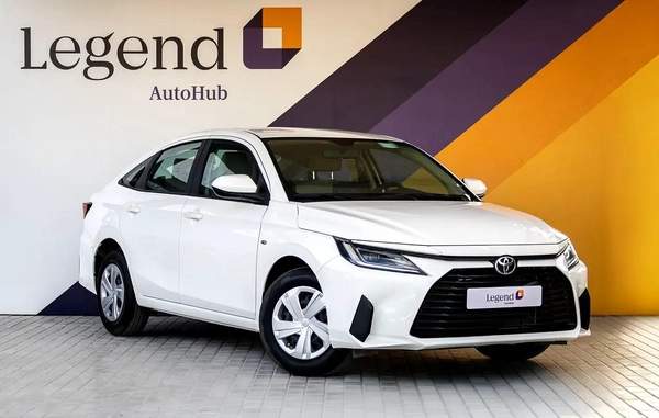 Toyota Yaris E