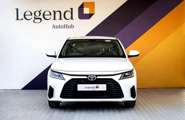 Toyota Yaris E
