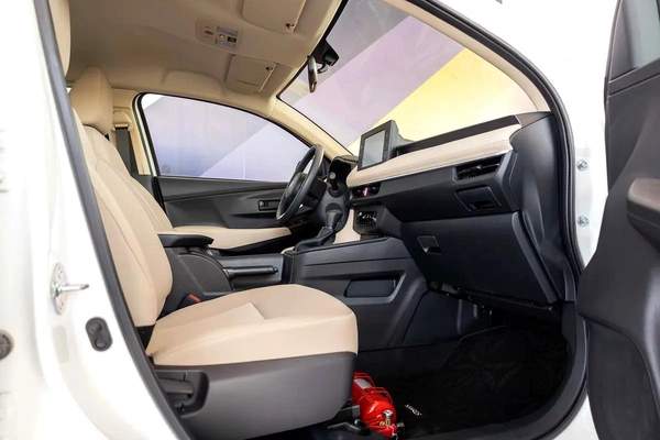 Toyota Yaris E